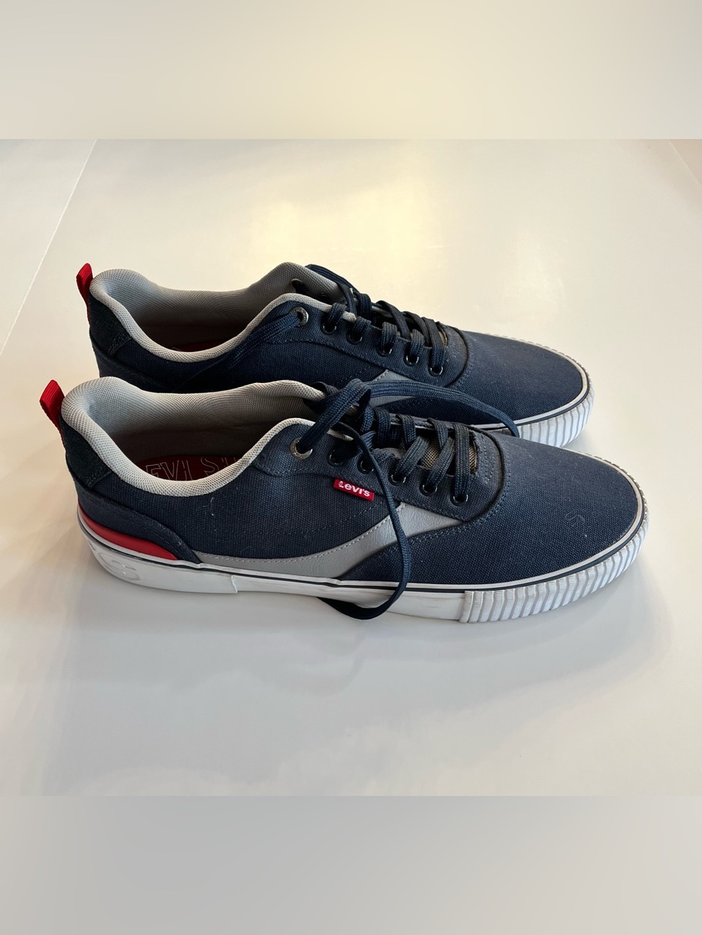 Levi's Navy Canvas Lance Low-Top Sneakers Gray Accents Red Tab men’s size 12